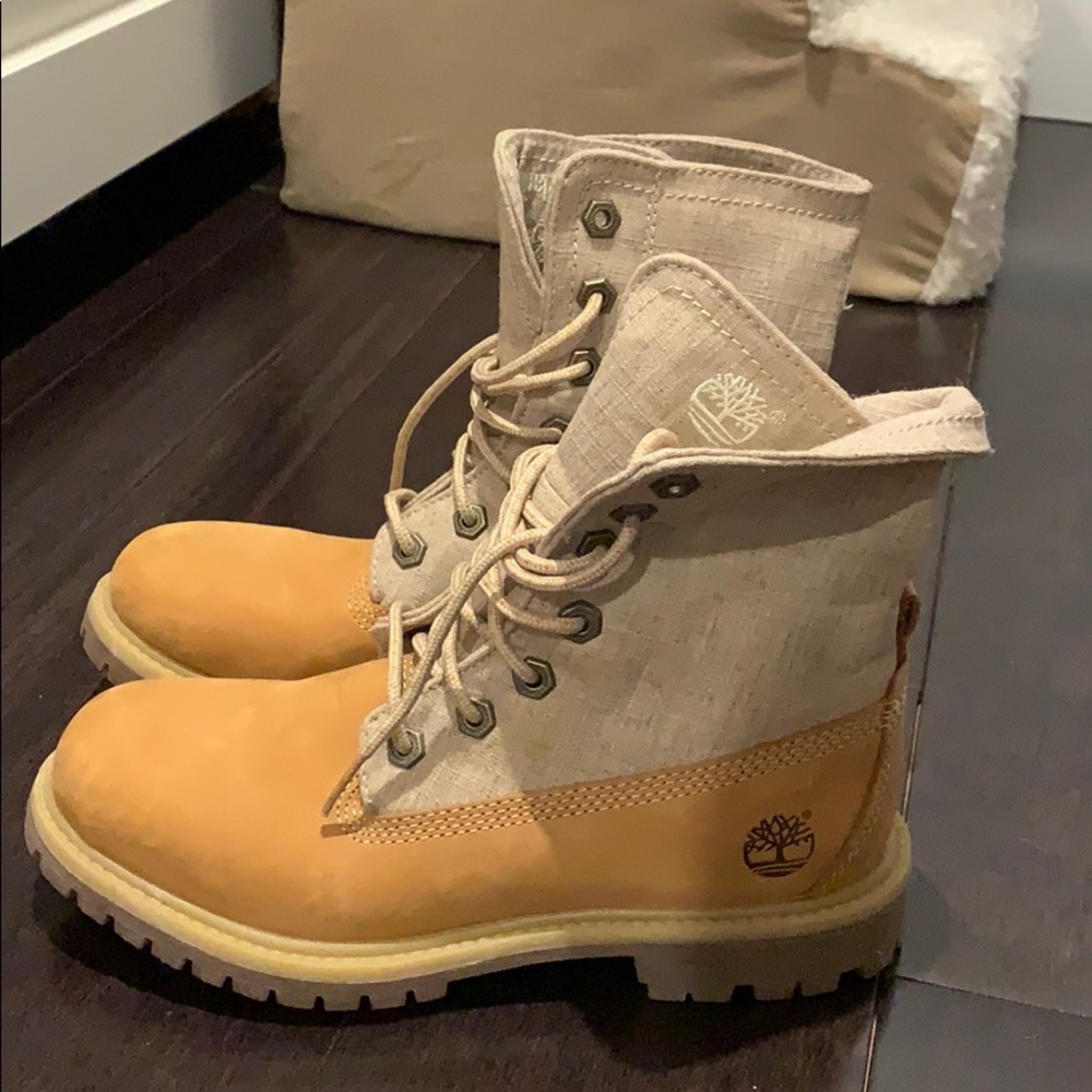 WOMENS TIMBERLANDS